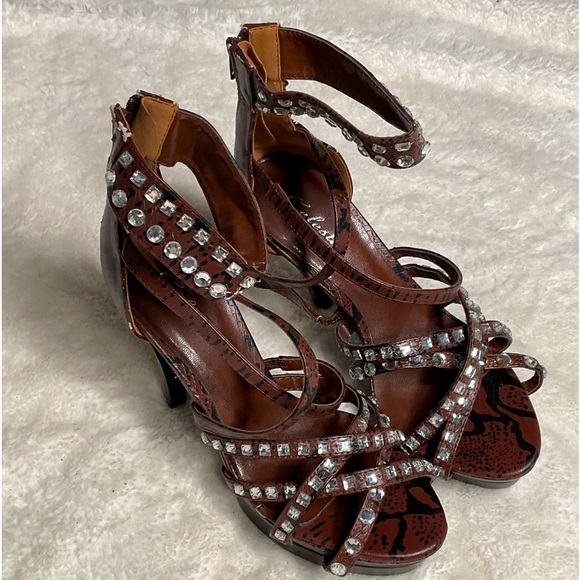 Brown, strappy, platform heels, bedazzled in lots of fun gems and jewels!! - Picture 5 of 9
